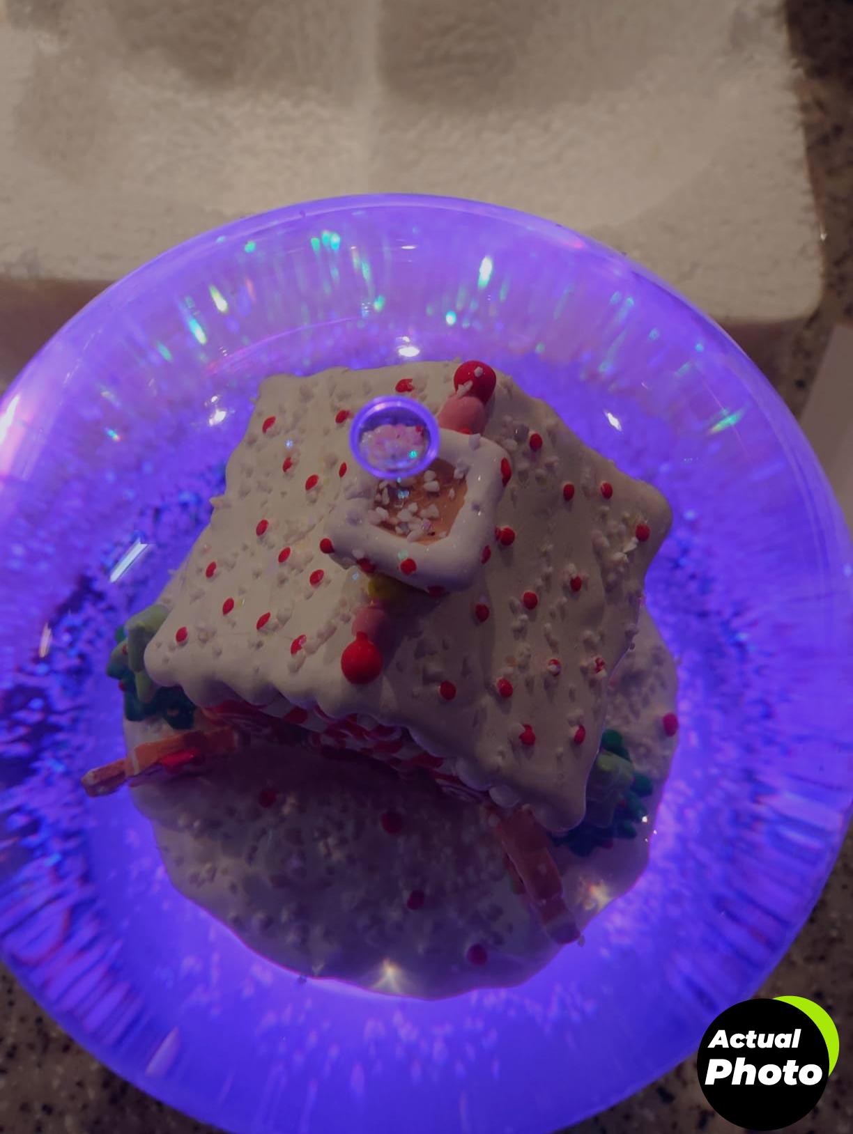 christmas-snow-globe-glitter-santa-reindeers-foto-1