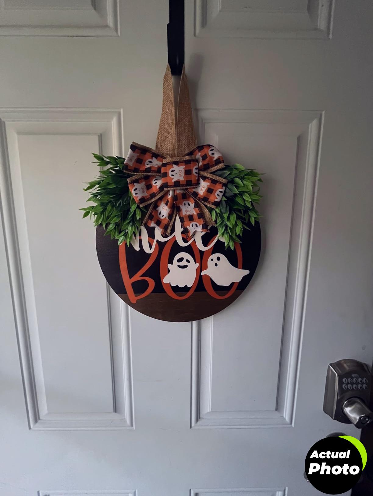 merry-christmas-wreath-decor-wooden-sign-foto-1