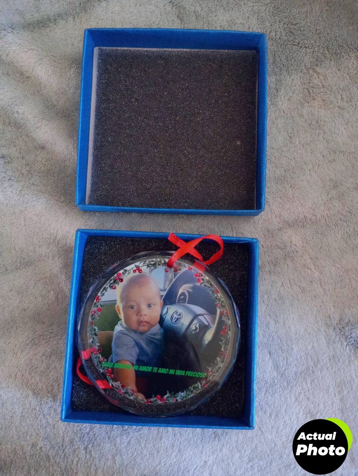 personalized-baby-first-christmas-ornament-2025-foto-2