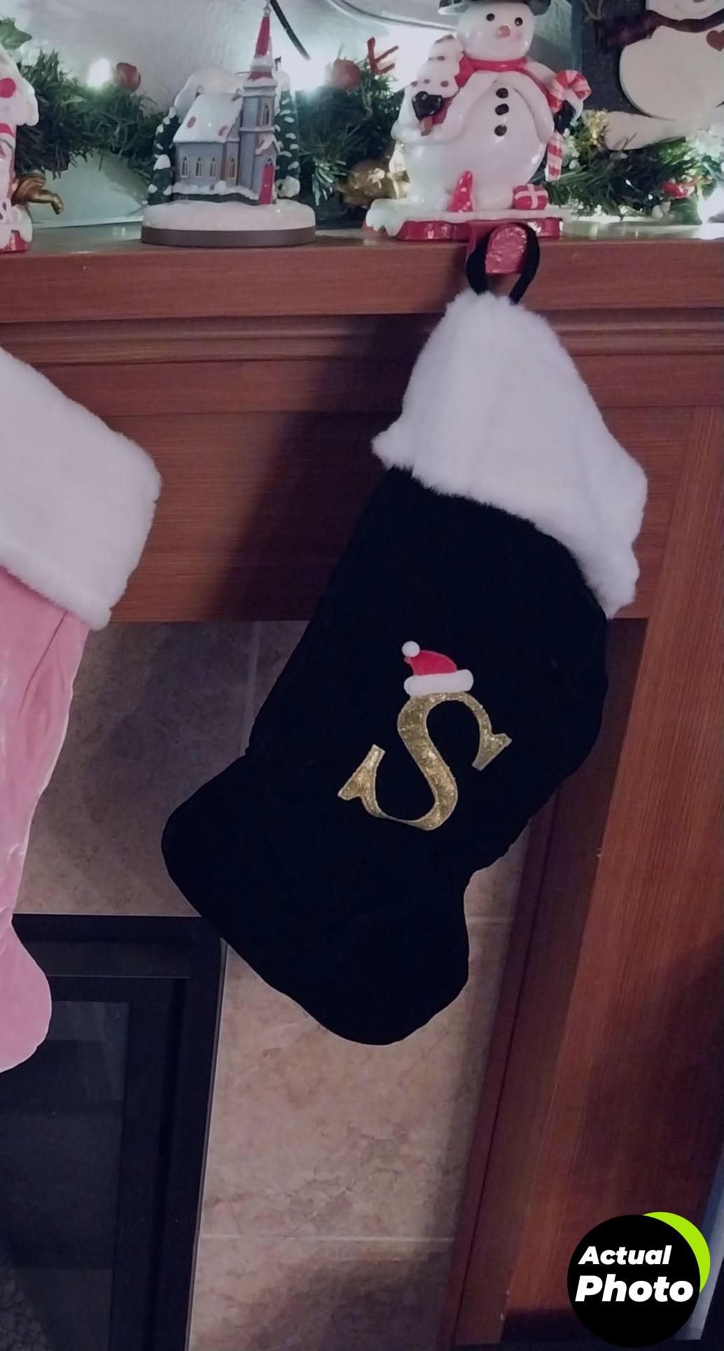red-velvet-christmas-stocking-letter-a-foto-3