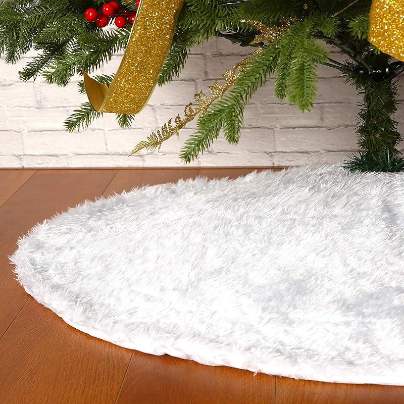 Transforming My Holiday Vibe with the Sattiyrch White Tree Skirt!