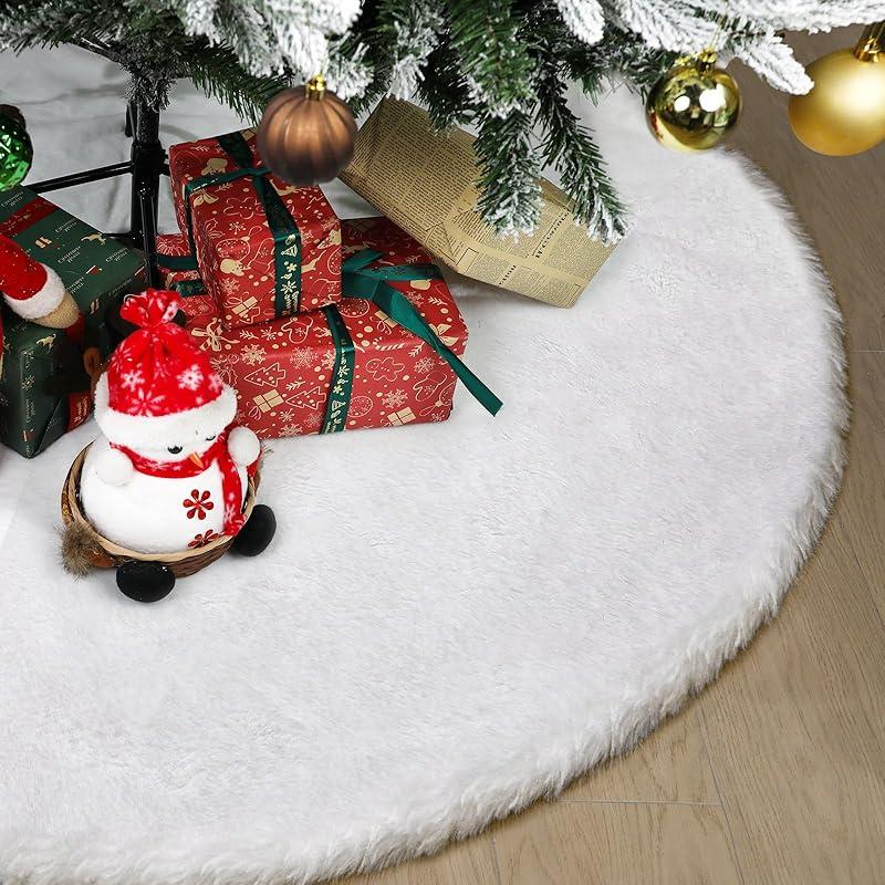 Is the Vonhen Faux Fur Tree Skirt Worth the Hype for Christmas?